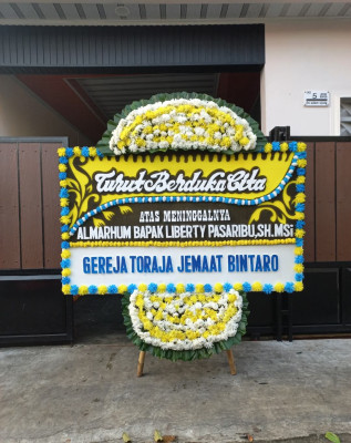 Papan Bunga Duka di Botoputih