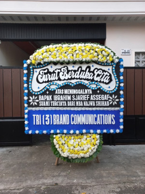 Papan Bunga Duka di Botoputih